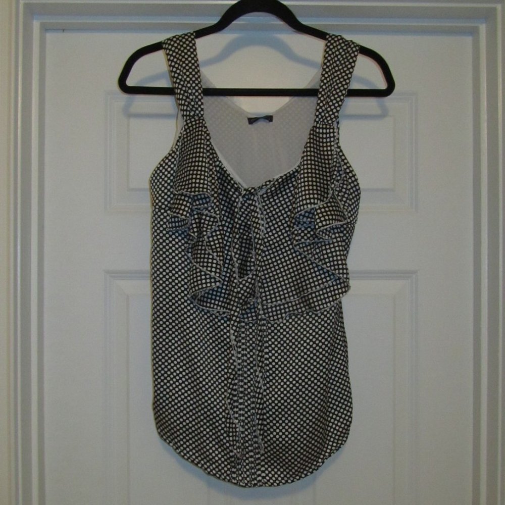 Women's Sleeveless Dressy Top by Piano Size Small NWT.